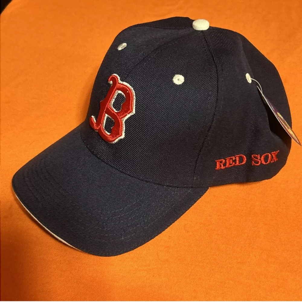 Boston Red Sox Embroidered Baseball Hat Adjustable Cap NWT